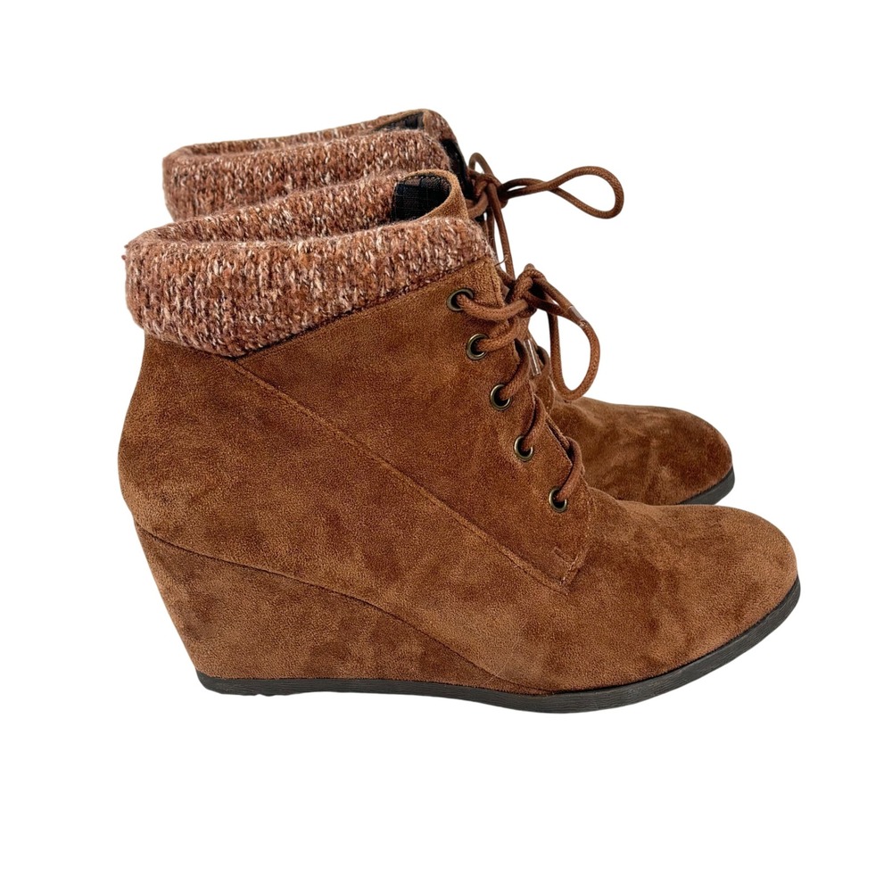 Madden Girl Courryne Wedge Ankle Booties Womens 8M Brown Lace Up Knit Suede Boot